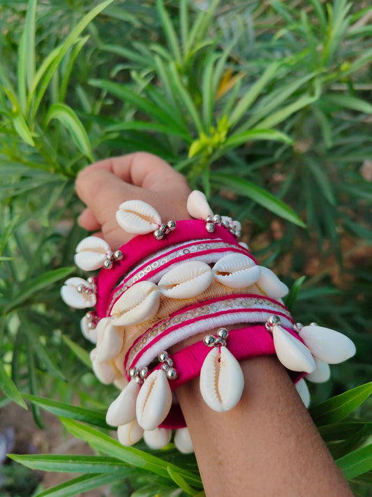 Thread & Shell Bangle Set๐